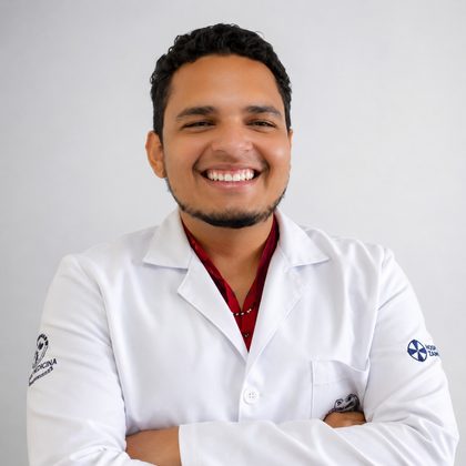 Dr. Tomás Regalado Chávez