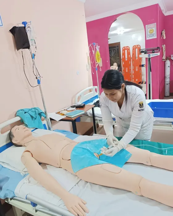 Simulación clínica — INTEC